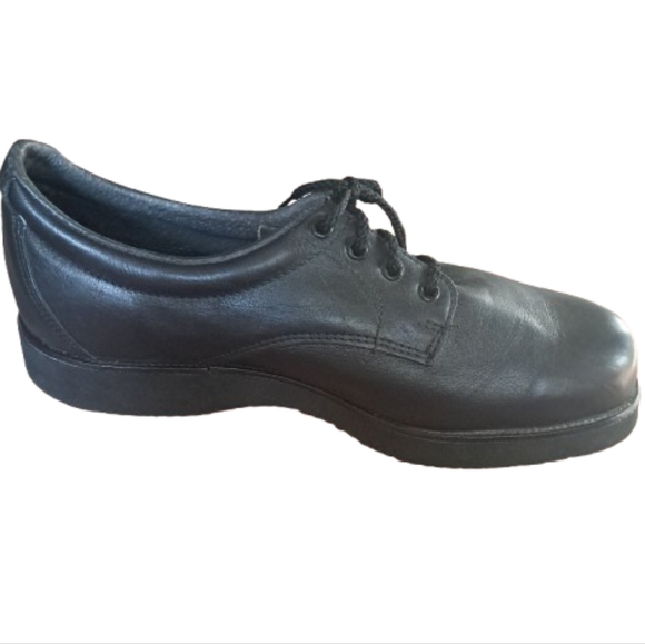 NWOT Mens Wolverine Black Leather Slid Resistant Workshoes 10.5 M - Picture 2 of 13